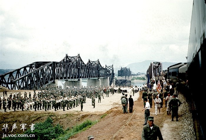 칼라판 한국전쟁 | 인스티즈