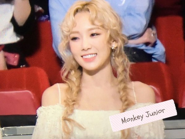 오늘자 마마 태연 | 인스티즈