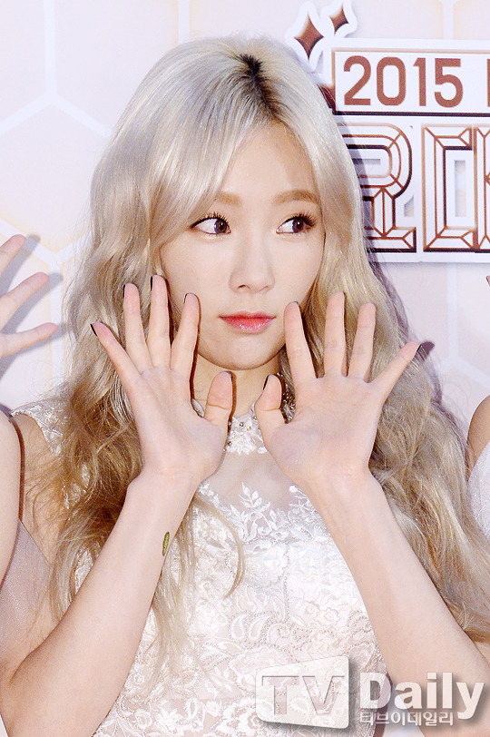 가요대축제 요정미 태연 레드카펫 | 인스티즈